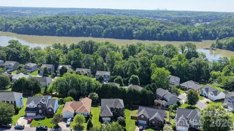 141 Riverfront Parkway Mount Holly NC 28120