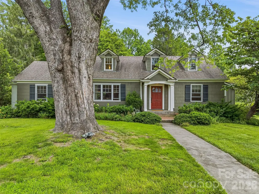 153 Franklin Street Brevard NC 28712