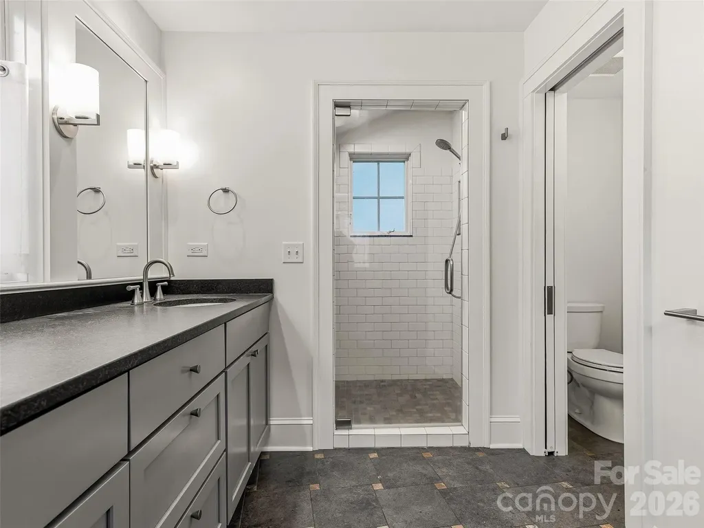 153 Franklin Street Brevard NC 28712