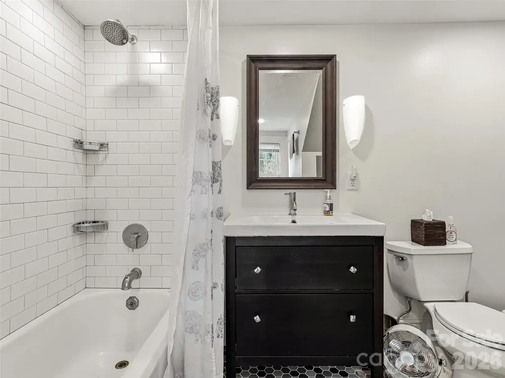 153 Franklin Street Brevard NC 28712