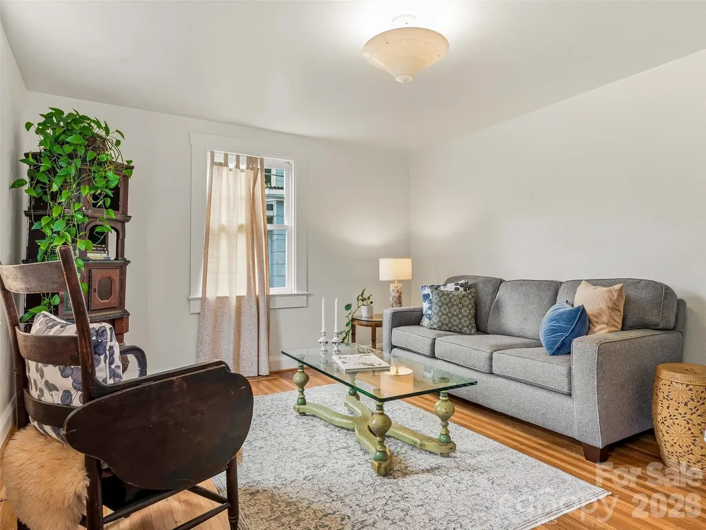 153 Franklin Street Brevard NC 28712
