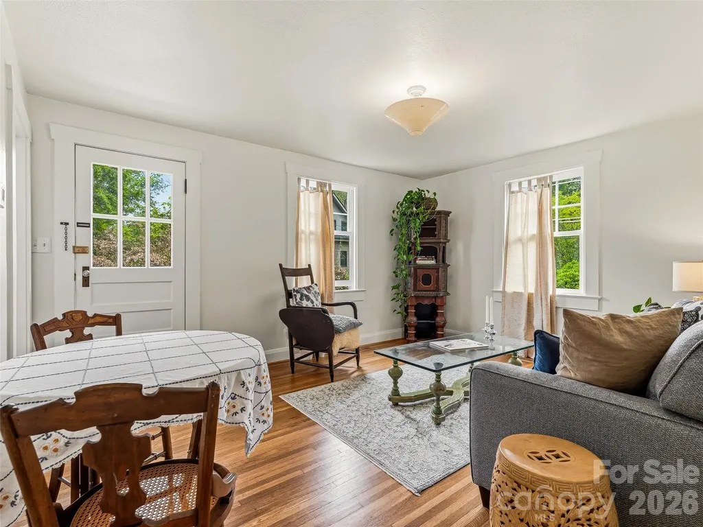 153 Franklin Street Brevard NC 28712