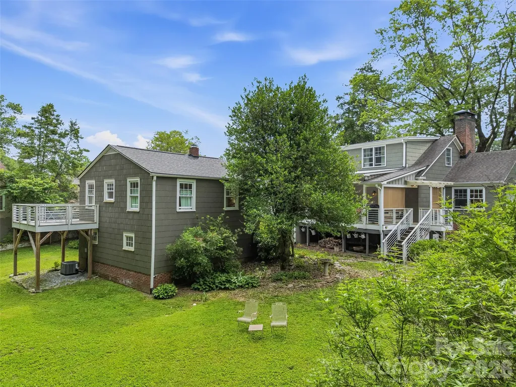153 Franklin Street Brevard NC 28712