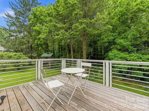 153 Franklin Street Brevard NC 28712