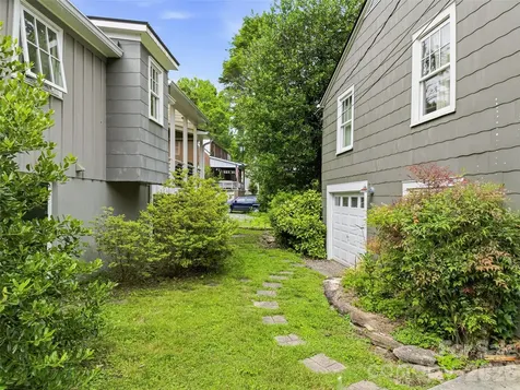 153 Franklin Street Brevard NC 28712