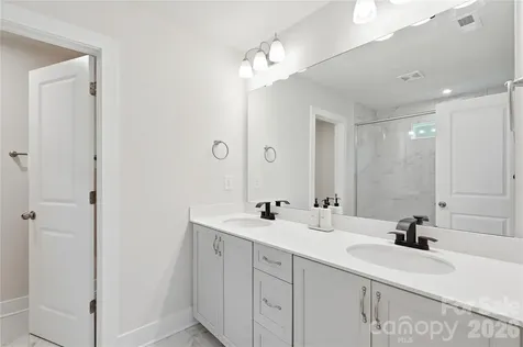 3324 Treble Court Charlotte NC 28262