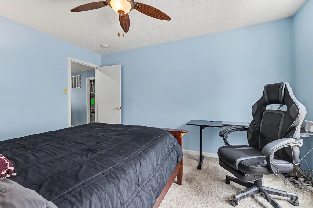5654 Hammermill Drive Harrisburg NC 28075