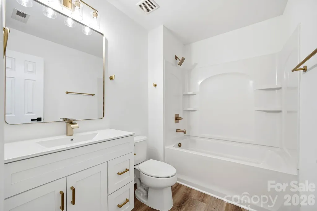 14237 Tamarack Drive Charlotte NC 28278