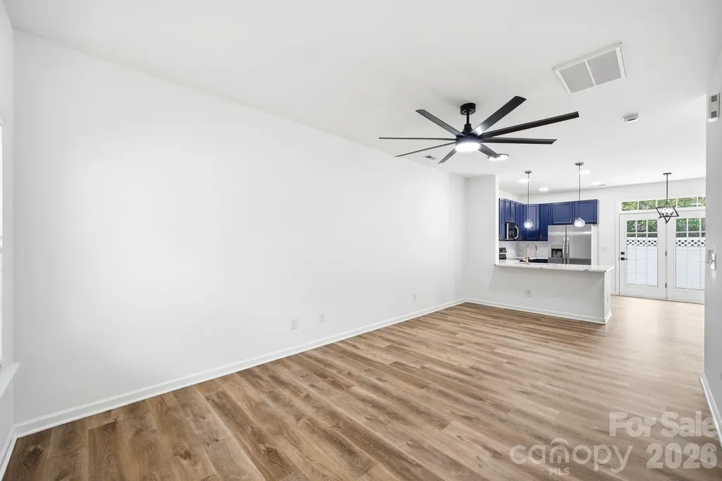 14237 Tamarack Drive Charlotte NC 28278