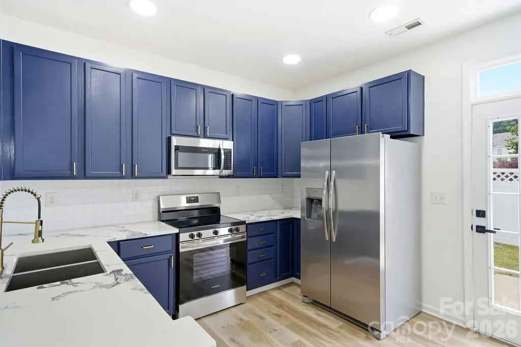14237 Tamarack Drive Charlotte NC 28278
