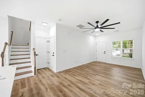 14237 Tamarack Drive Charlotte NC 28278