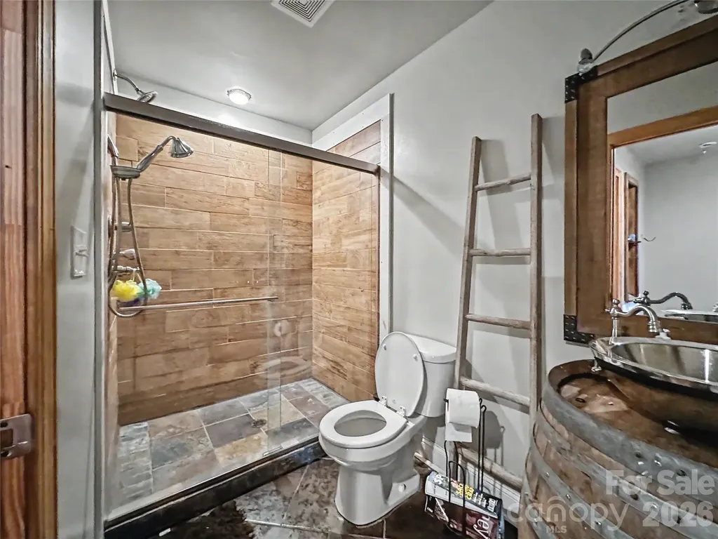 578 Three Top Circle West Jefferson NC 28694