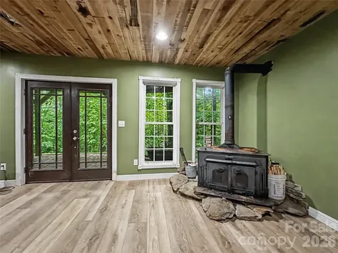 578 Three Top Circle West Jefferson NC 28694