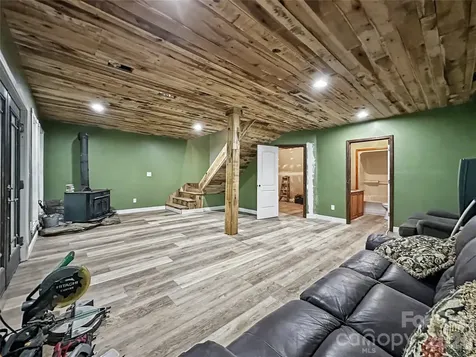 578 Three Top Circle West Jefferson NC 28694