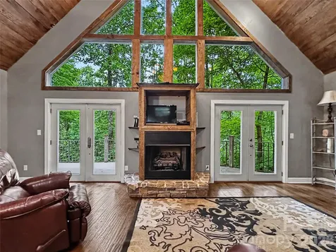 578 Three Top Circle West Jefferson NC 28694