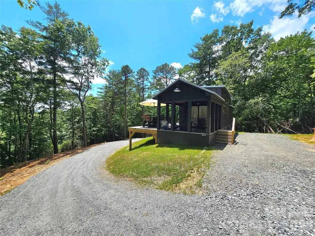 171 Duff Cove Road Brevard NC 28712