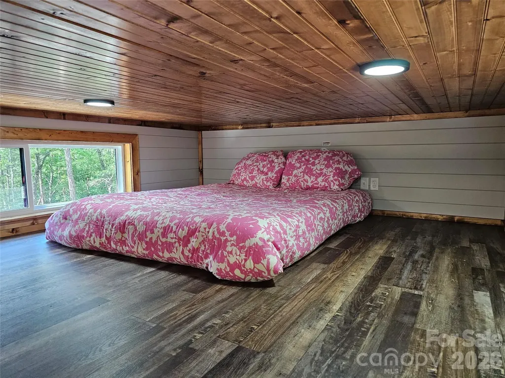 171 Duff Cove Road Brevard NC 28712