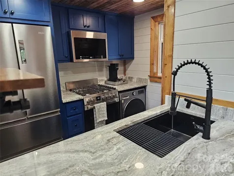 171 Duff Cove Road Brevard NC 28712