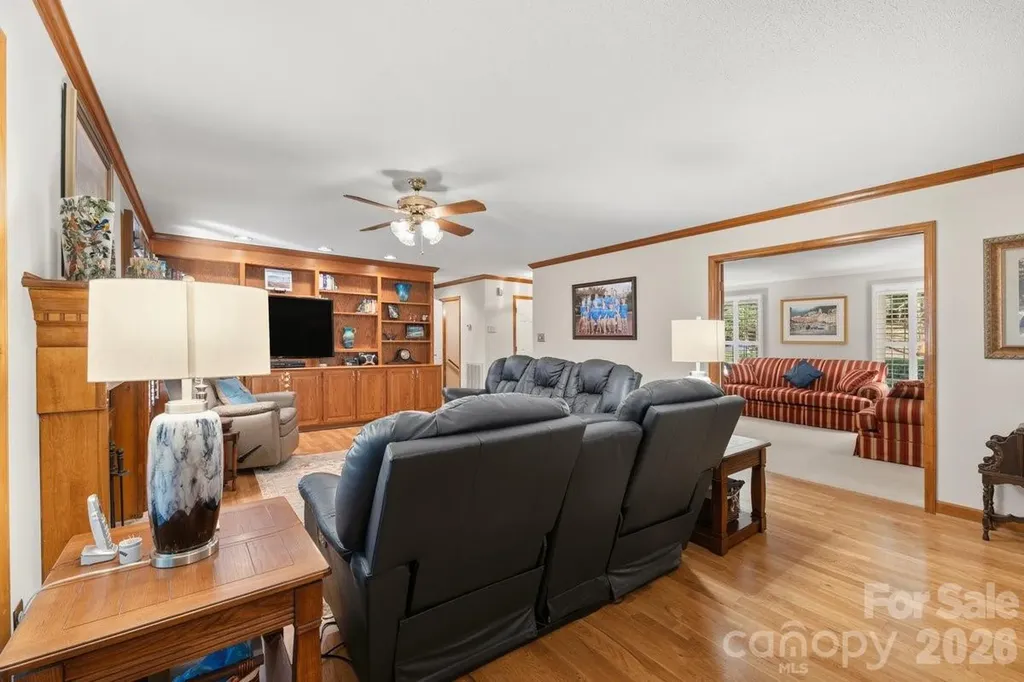 207 Lost Corner Road Morganton NC 28655