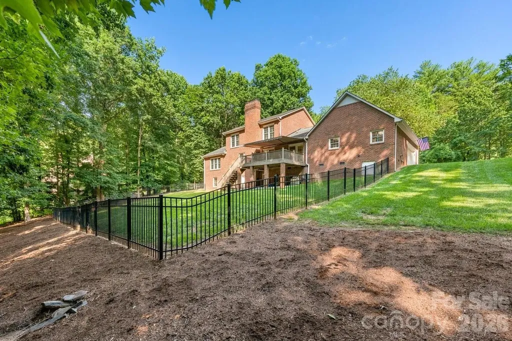 207 Lost Corner Road Morganton NC 28655