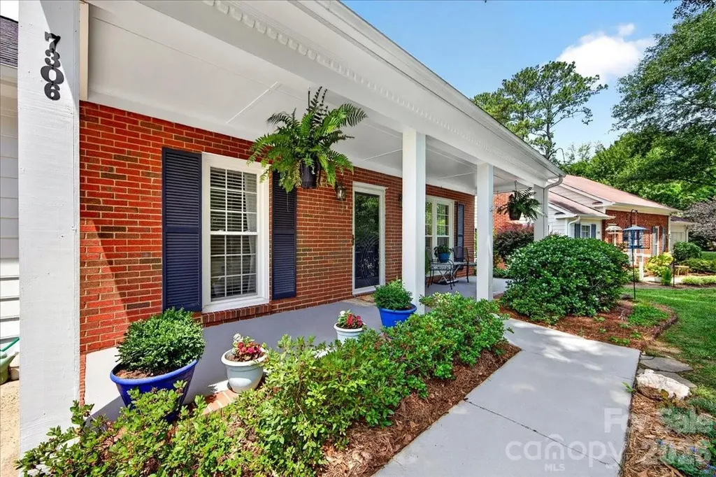 7306 Carrbridge Lane Charlotte NC 28226