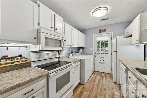 7306 Carrbridge Lane Charlotte NC 28226