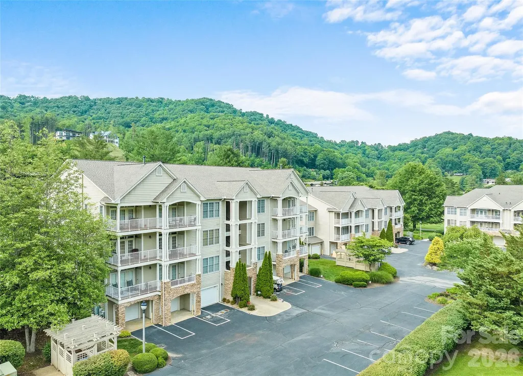 65 Glenview Lane Maggie Valley NC 28751