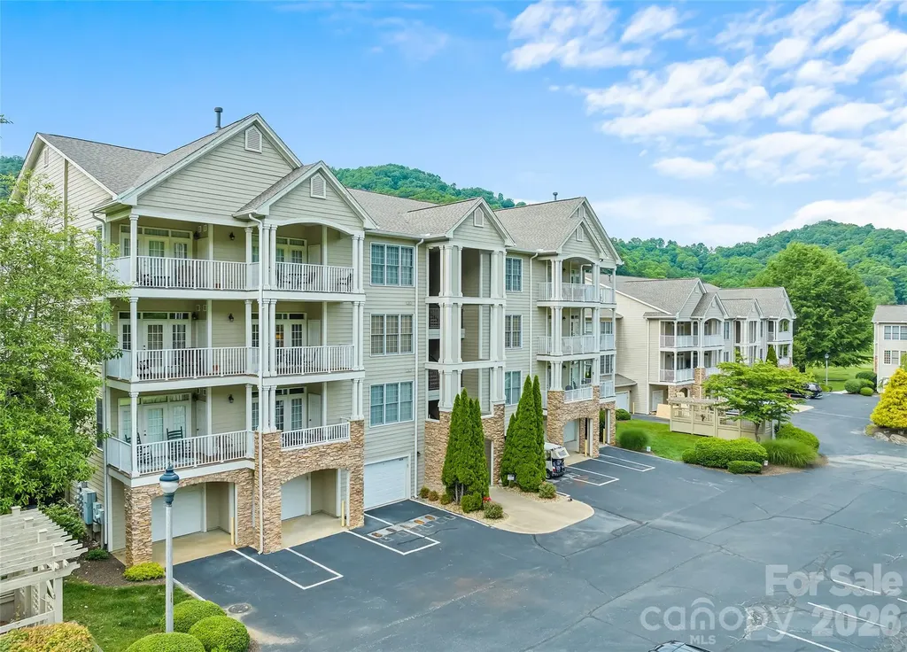 65 Glenview Lane Maggie Valley NC 28751