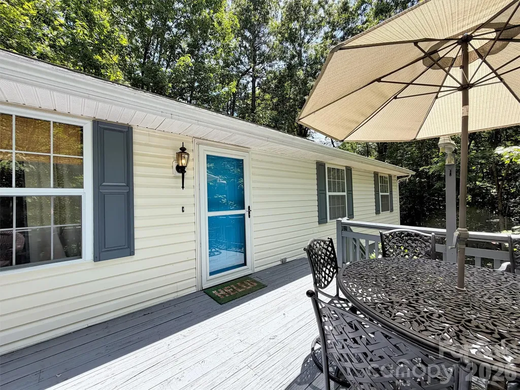 330 Sleepy Hollow Drive Waynesville NC 28785
