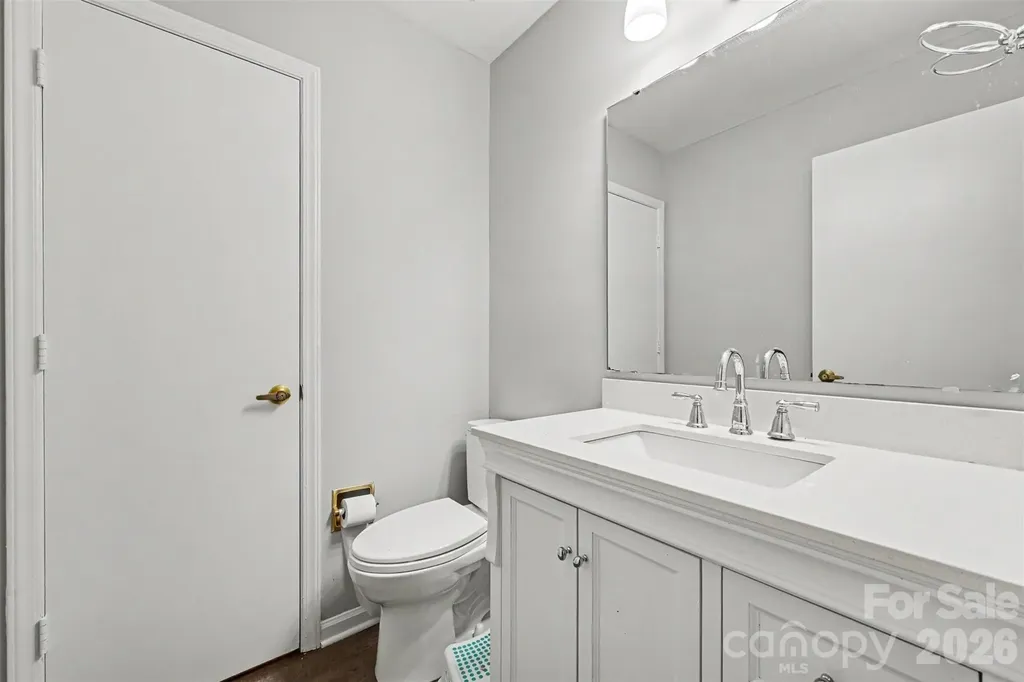 611 Mattingwood Drive Charlotte NC 28270