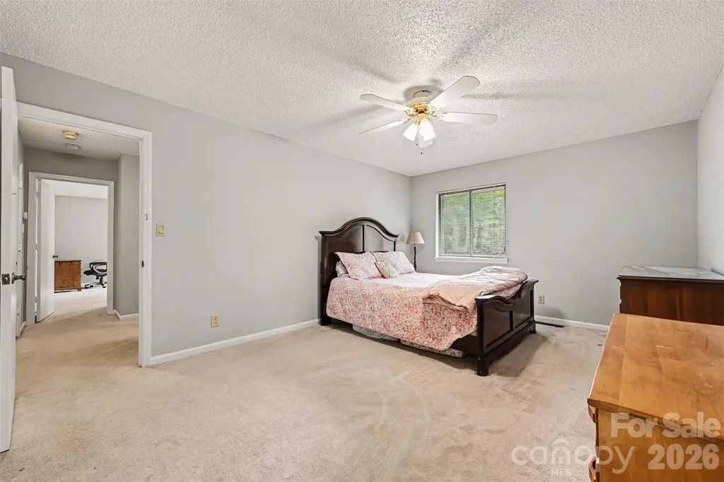 611 Mattingwood Drive Charlotte NC 28270
