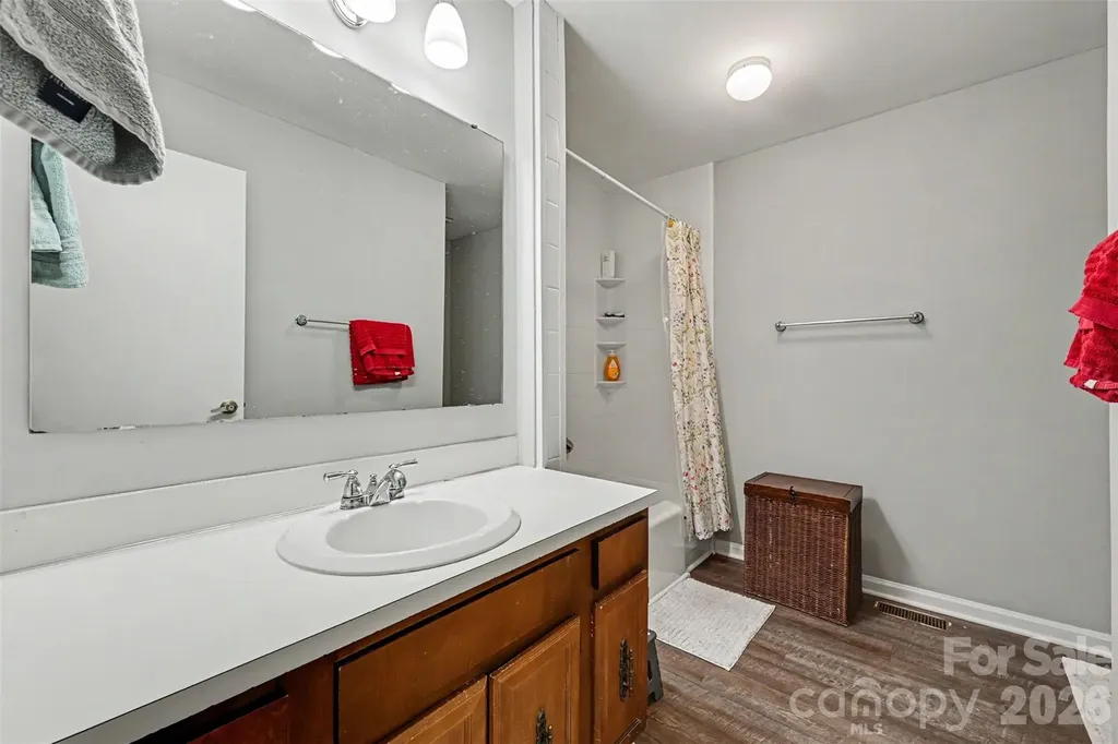 611 Mattingwood Drive Charlotte NC 28270