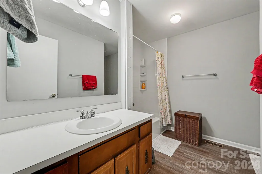 611 Mattingwood Drive Charlotte NC 28270