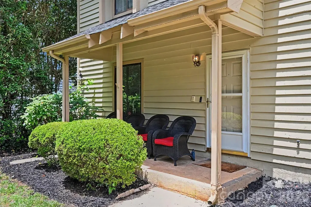 611 Mattingwood Drive Charlotte NC 28270