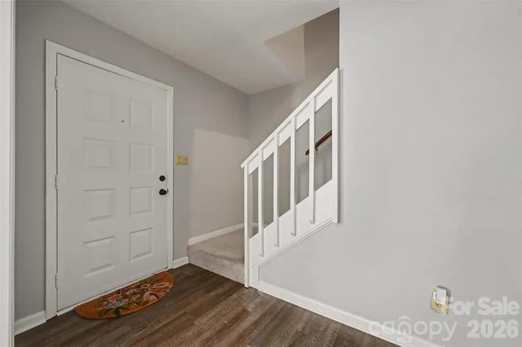 611 Mattingwood Drive Charlotte NC 28270
