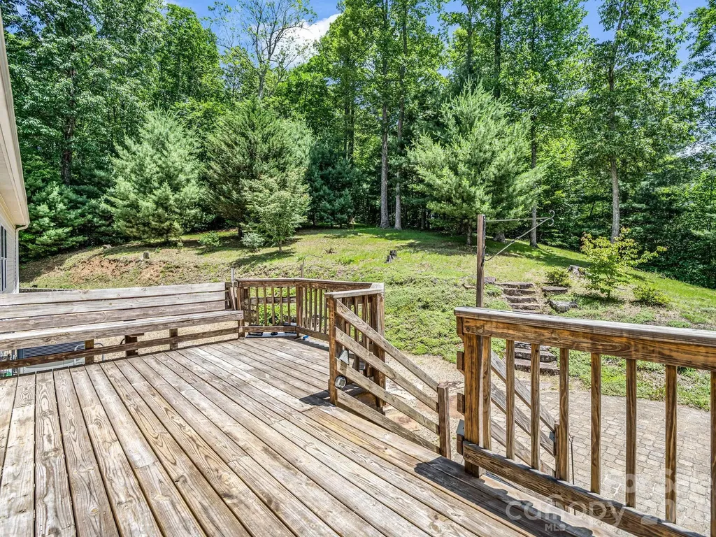 2255 Mount Olivet Road Zirconia NC 28790