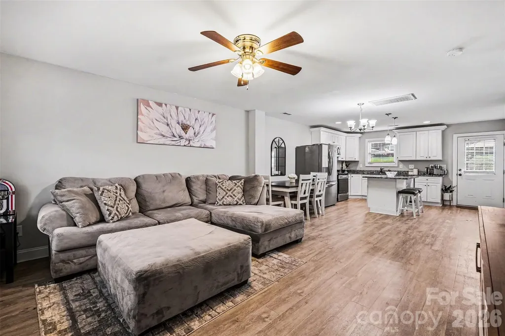 702 Margate Avenue Kannapolis NC 28081