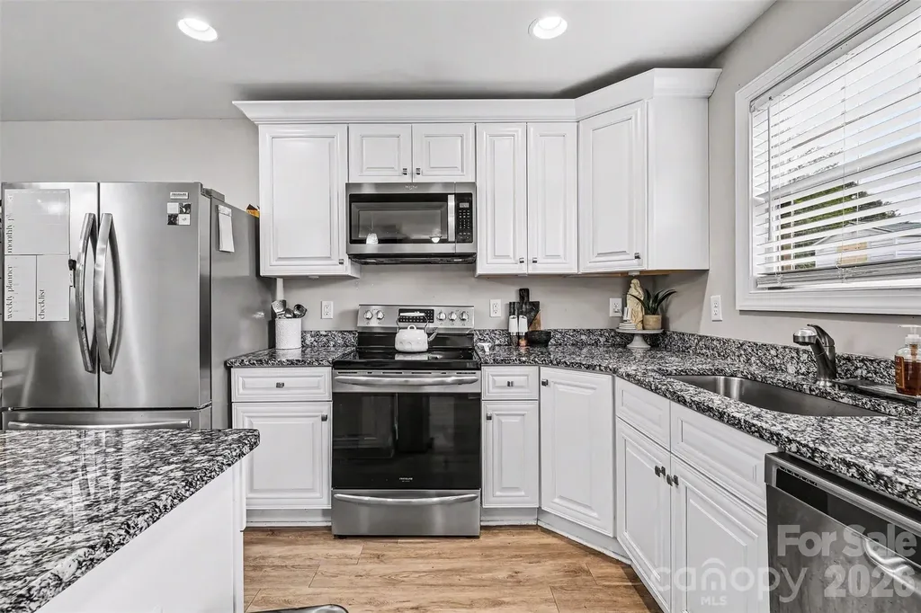 702 Margate Avenue Kannapolis NC 28081