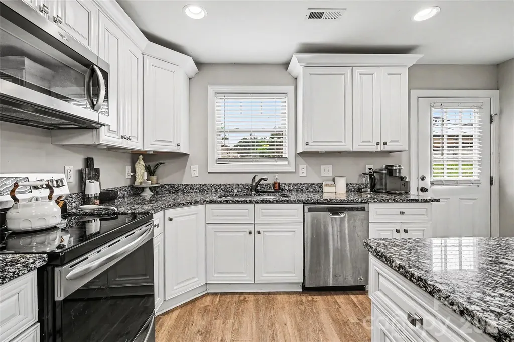 702 Margate Avenue Kannapolis NC 28081