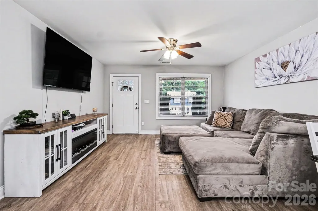 702 Margate Avenue Kannapolis NC 28081