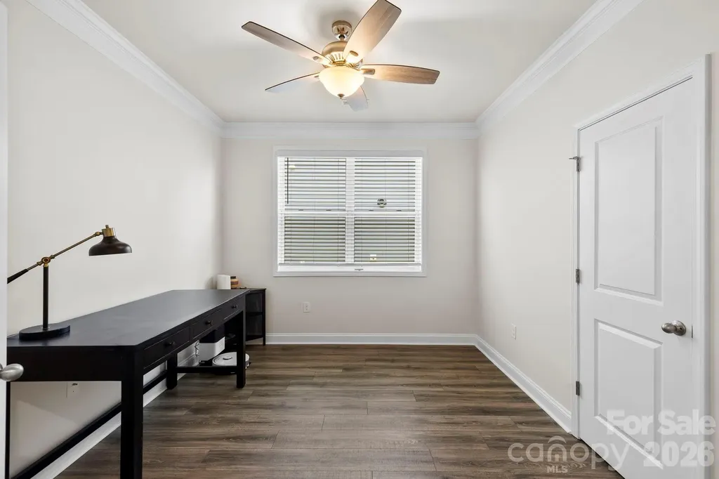 48 Thornberry Road Hendersonville NC 28792