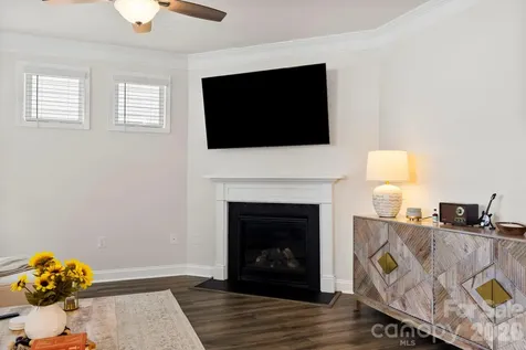 48 Thornberry Road Hendersonville NC 28792