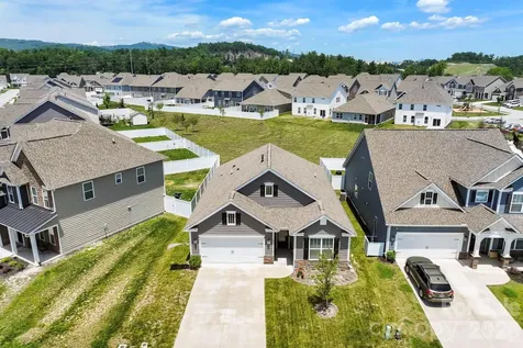 48 Thornberry Road Hendersonville NC 28792