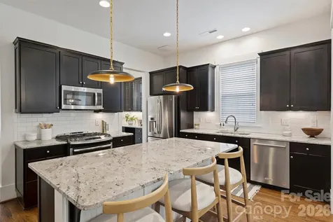 1435 Tippah Park Court Charlotte NC 28205