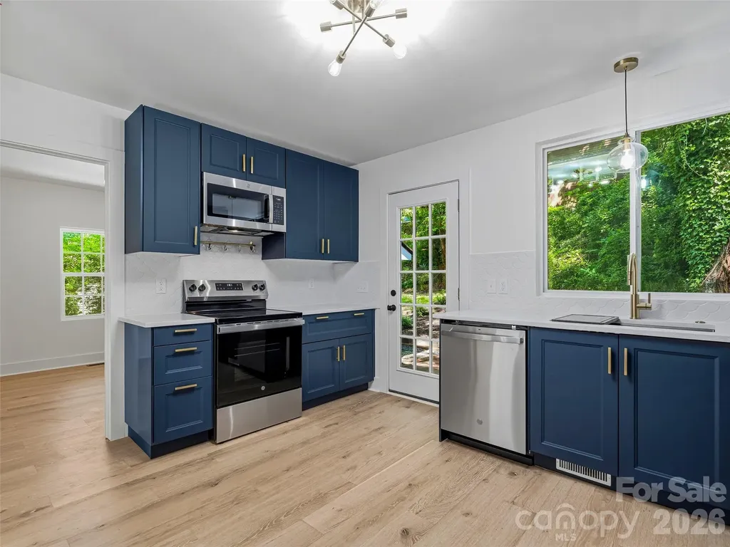 895 N Trade Street Tryon NC 28782