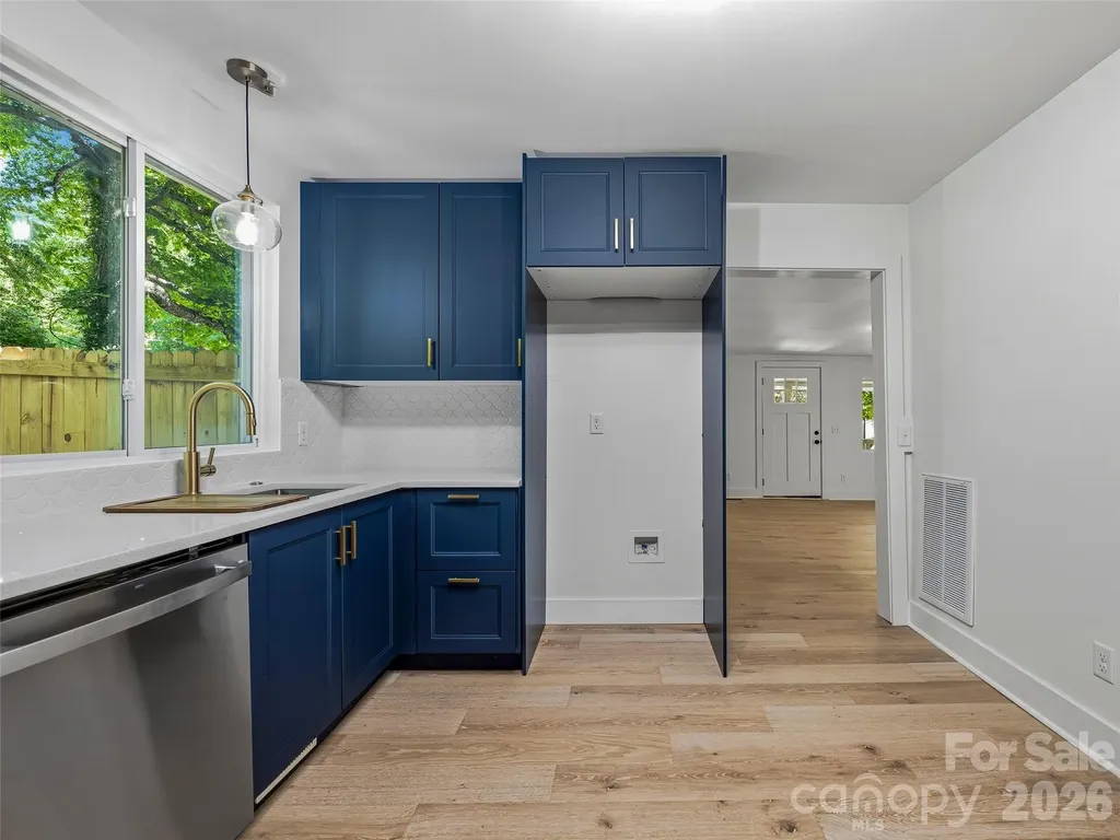 895 N Trade Street Tryon NC 28782