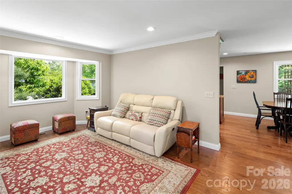 2750 Leucothae Way Hendersonville NC 28791