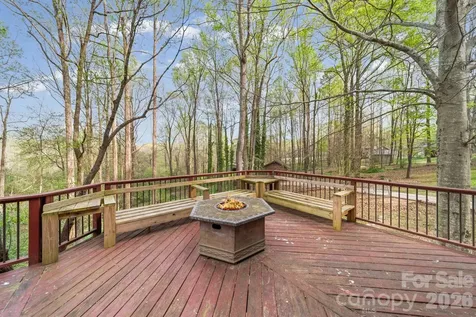 200 Maple Court Lexington NC 27295