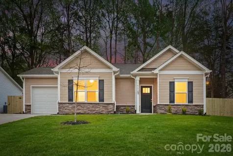 912 Bond Avenue Gastonia NC 28052