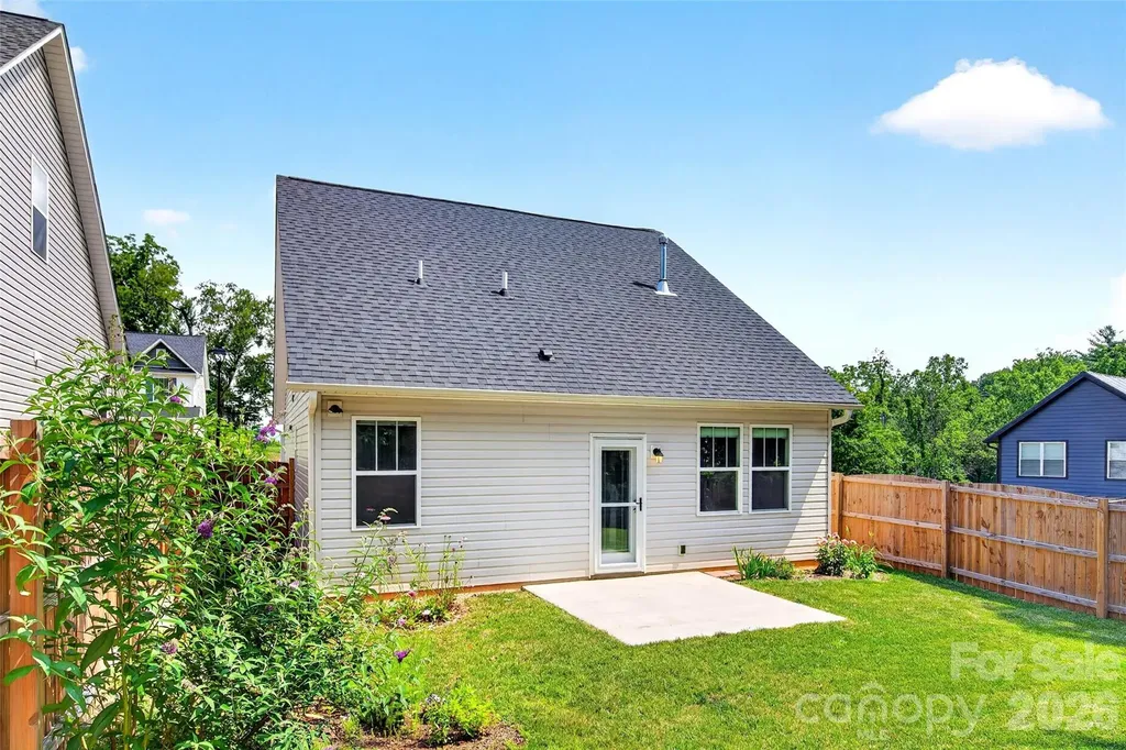 200 Rockrose Court Asheville NC 28803